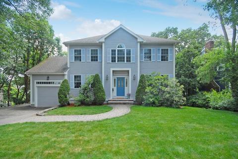 16 Avola St, Arlington, MA 02476