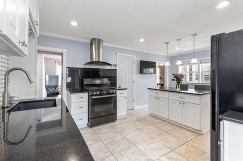 44 King St, Westfield, MA 01085 photo 8