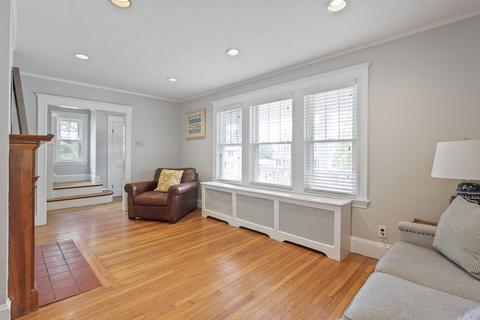 51 Lawton Rd, Needham, MA 02492 photo 2