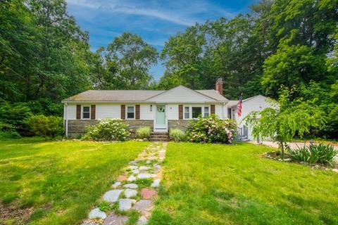 11 Gannett Ter, Sharon, MA 02067