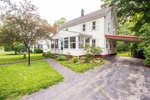 22 Elm, Upton, MA 01568