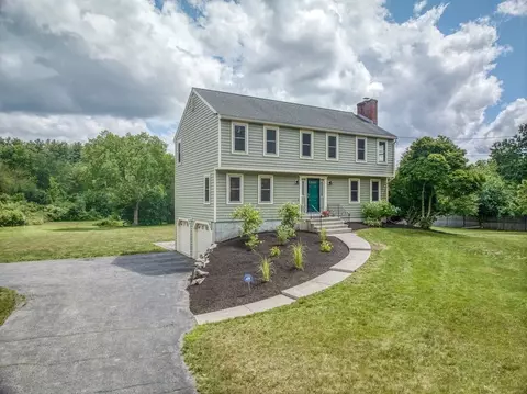 197 River Rd W, Berlin, MA 01503 photo 2