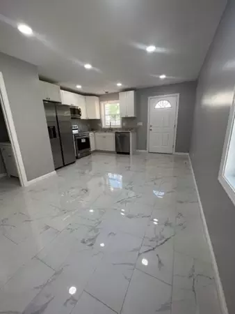 73-75 Commonwealth Ave, Springfield, MA 01108 photo 9