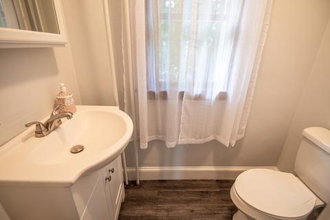 49 Pratt St, Reading, MA 01867 photo 10