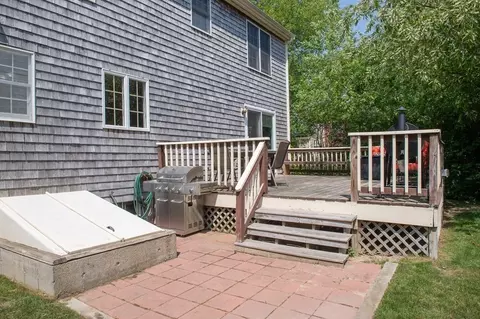 8 Yachstman Cir, Mashpee, MA 02649 photo 13