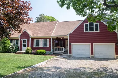 8 Yachstman Cir, Mashpee, MA 02649 photo 6