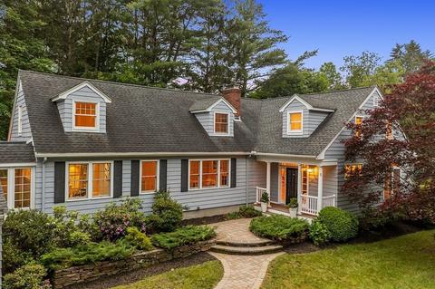 141 Old Bedford Rd, Concord, MA 01742