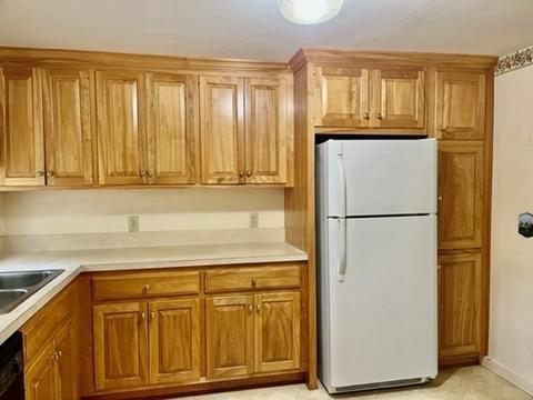 27 Warwick Rd, Chicopee, MA 01020 photo 7