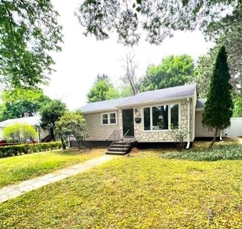 56 Loxwood St, Worcester, MA 01604