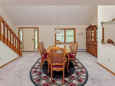6 Longview Ave, Webster, MA 01570 photo 3
