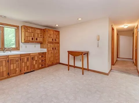 6 Longview Ave, Webster, MA 01570 photo 10