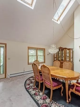 6 Longview Ave, Webster, MA 01570 photo 4