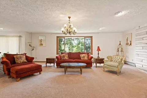 2 Saint Anthonys Ln, Gloucester, MA 01930 photo 9
