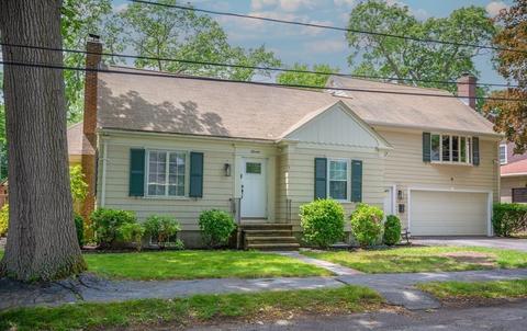 11 Gibbons St, Milton, MA 02186