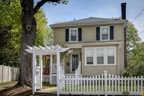 15 Hampshire Rd, Framingham, MA 01702