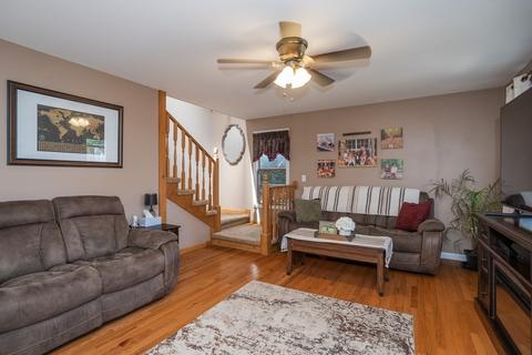 20 Rosella St, Springfield, MA 01118 photo 6