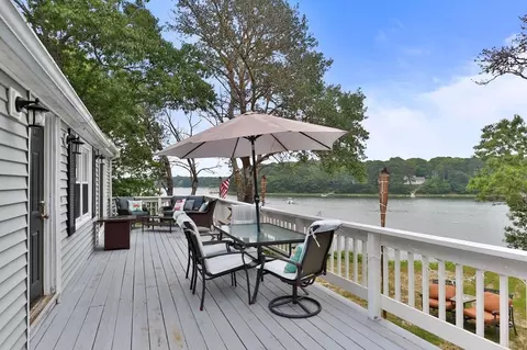 87 Lighthouse Ln, Mashpee, MA 02649 photo 9