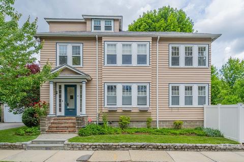 7 Maynard St #2, Arlington, MA 02474