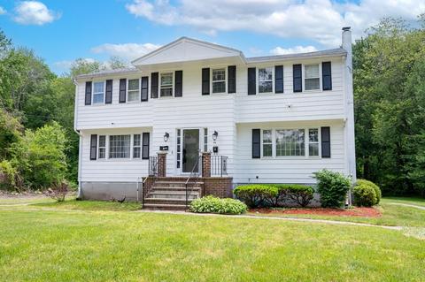 28 Stoughton St #B, Randolph, MA 02368