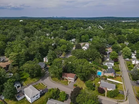 125 Scott Cir, Dedham, MA 02026 photo 23