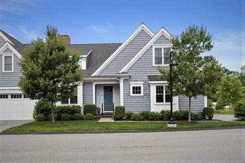 34 Richmond Ln #34, Framingham, MA 01701