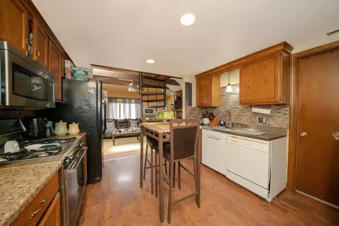 148 Gilbert Ave, Springfield, MA 01119 photo 9