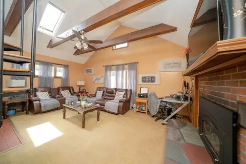 148 Gilbert Ave, Springfield, MA 01119 photo 4