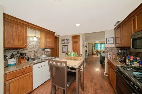 148 Gilbert Ave, Springfield, MA 01119 photo 10