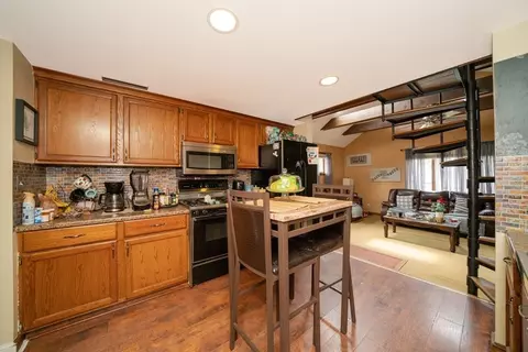 148 Gilbert Ave, Springfield, MA 01119 photo 7