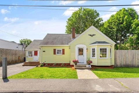 9 Orleans Ave, Salem, MA 01970