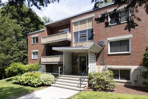 33 Jacqueline Rd #E, Waltham, MA 02452
