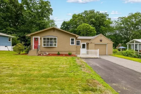 25 Wesleyan Ter, Shrewsbury, MA 01545