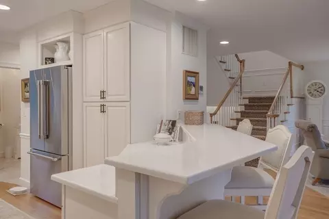 11 Eagle Ct, Ipswich, MA 01938 photo 9