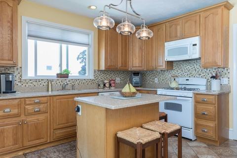 68 Bates Ave, Winthrop, MA 02152 photo 6