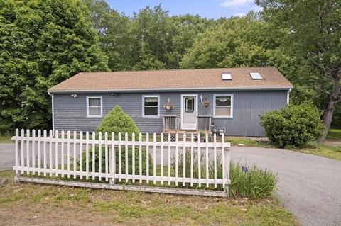 123 Beach Rd, Salisbury, MA 01952