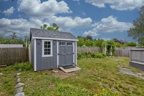 135 Starling Rd, Springfield, MA 01119 photo 20