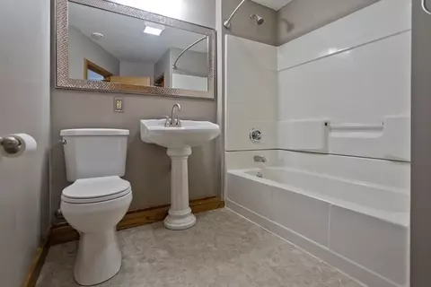 135 Starling Rd, Springfield, MA 01119 photo 14