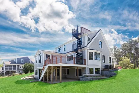 130 Howard Ct, Wellfleet, MA 02667