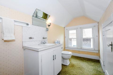 896 Rock St, Fall River, MA 02720 photo 37