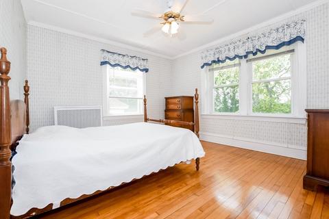 896 Rock St, Fall River, MA 02720 photo 24