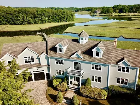 266 Gannett Rd, Scituate, MA 02066