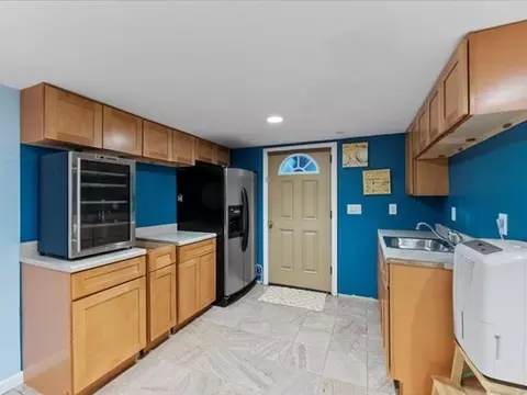 67 Pervier Ave, Chicopee, MA 01020 photo 16