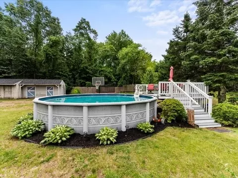 67 Pervier Ave, Chicopee, MA 01020 photo 20