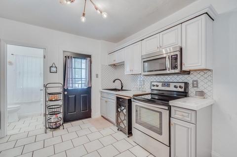 74 Francis St, Springfield, MA 01104 photo 11