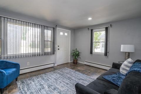 181 Shawmut St, Springfield, MA 01108 photo 8