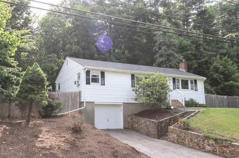 157 Phelps St, Marlborough, MA 01752
