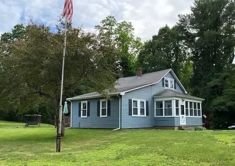 243 County St, Rehoboth, MA 02769