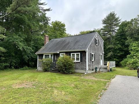 81 Seymour St, Berkley, MA 02779