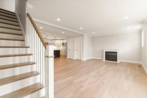 11 Blynman Ave #B, Gloucester, MA 01930 photo 18