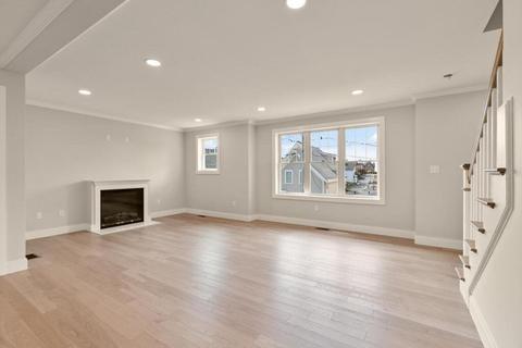 11 Blynman Ave #B, Gloucester, MA 01930 photo 16